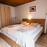 Alpenpension Haslinger Konukevi Bad Gastein