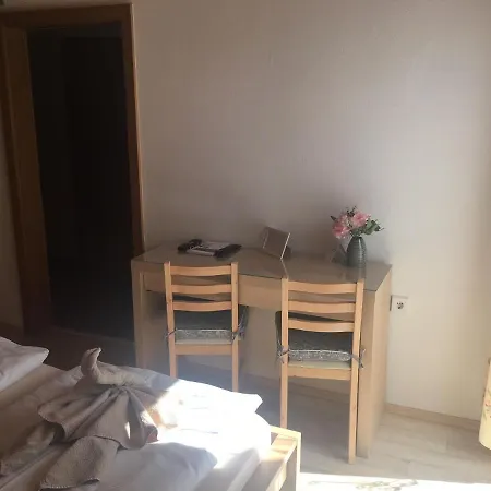 Konukevi Alpenpension Haslinger Bad Gastein