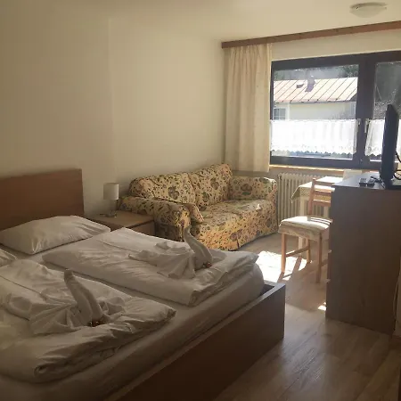 Alpenpension Haslinger Konukevi 3*